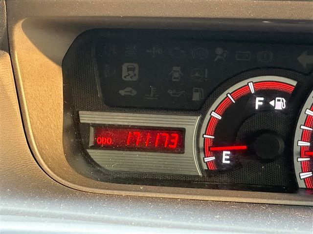 TOYOTA VOXY 4WD 2011 Image 31