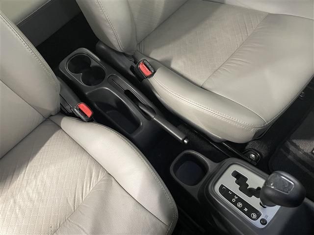 SUZUKI JIMNY 4WD 2008 Image 31