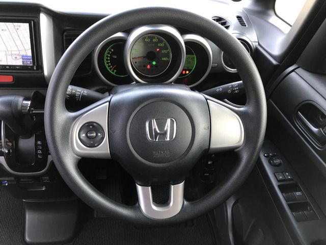 HONDA N BOX 2013 Image 31