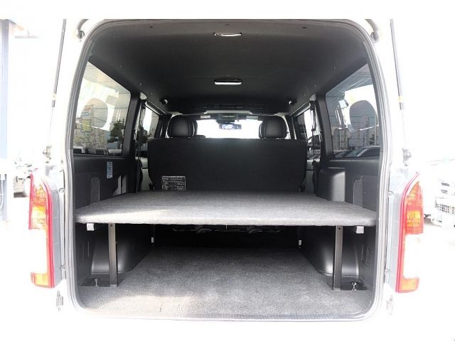 TOYOTA HIACE VAN 4WD 2019 Image 31