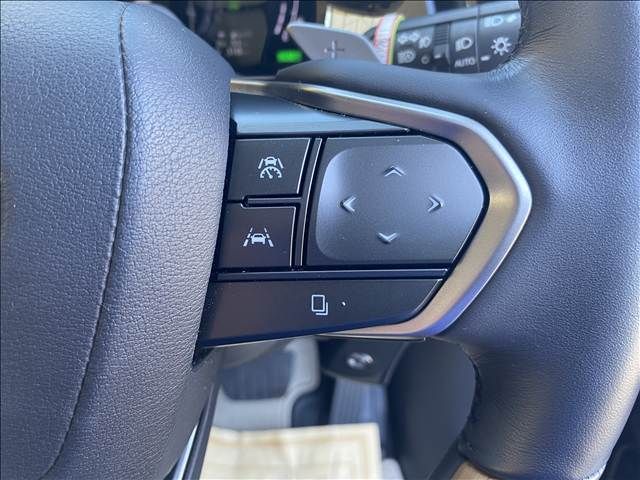 TOYOTA LEXUS RX450H+ 2023 Image 31
