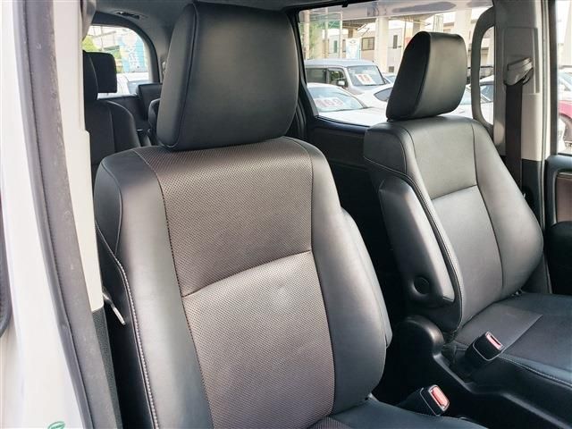 TOYOTA ESQUIRE HYBRID 2015 Image 31