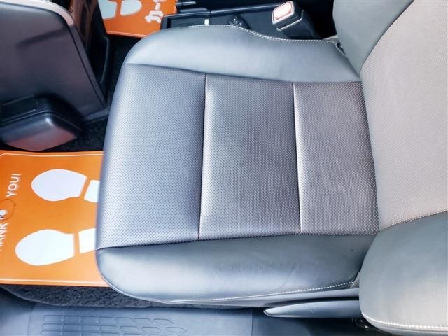 TOYOTA ESQUIRE HYBRID 2015 Image 31