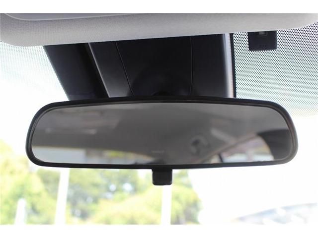 TOYOTA PRIUS PHV 2017 Image 31