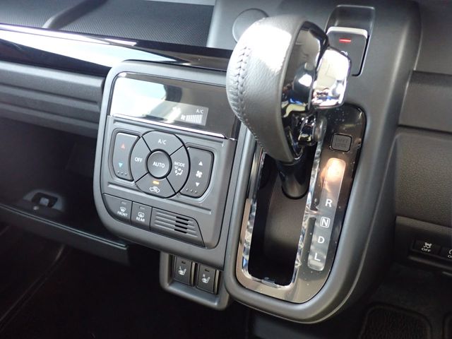 SUZUKI SPACIA CUSTOM 2023 Image 31