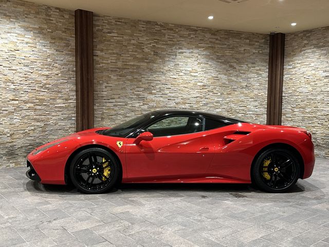 FERRARI 488GTB 2017 Image 31