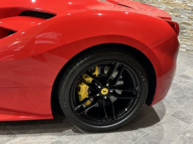 FERRARI 488GTB 2017 Image 31