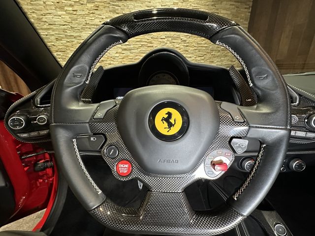 FERRARI 488GTB 2017 Image 31