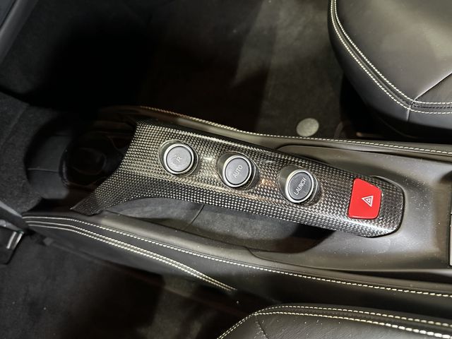 FERRARI 488GTB 2017 Image 31