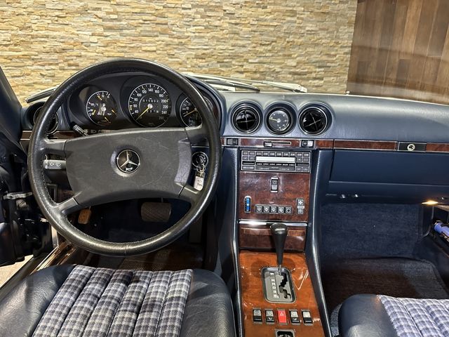MERCEDES BENZ SL CLA 1987 Image 31
