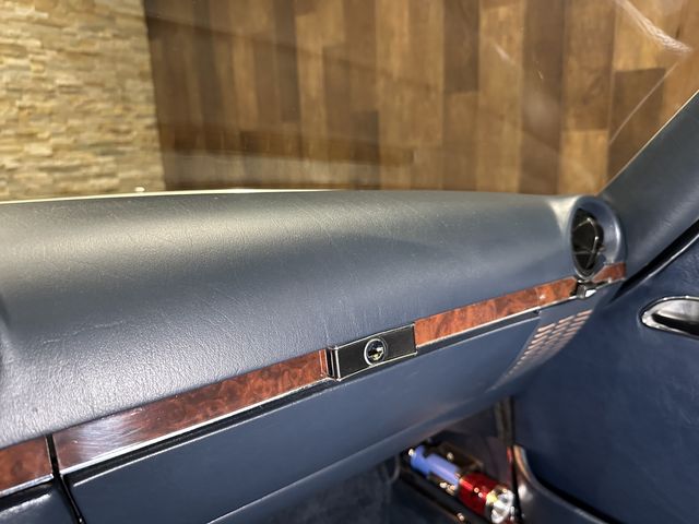 MERCEDES BENZ SL CLA 1987 Image 31