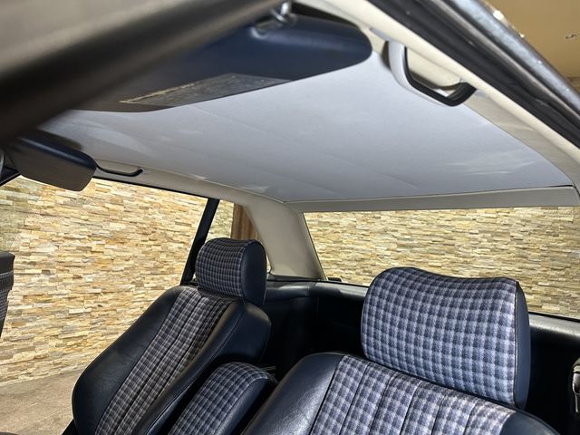 MERCEDES BENZ SL CLA 1987 Image 31