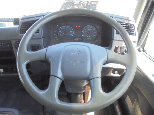 MITSUBISHI FUSOU FIGHTER 2014 Image 31