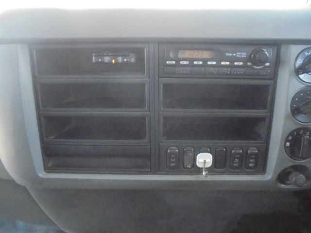 MITSUBISHI FUSOU FIGHTER 2014 Image 31