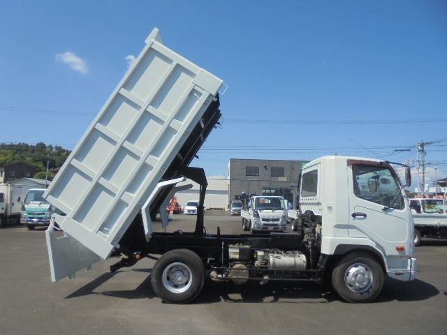 MITSUBISHI FUSOU FIGHTER 2014 Image 31