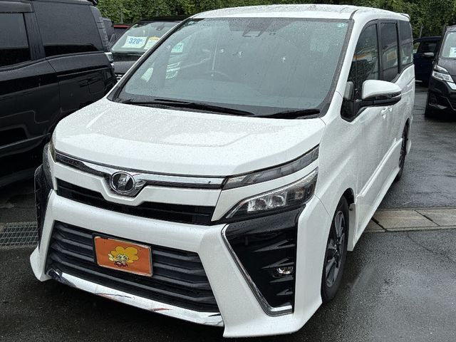TOYOTA VOXY 2017 Image 31