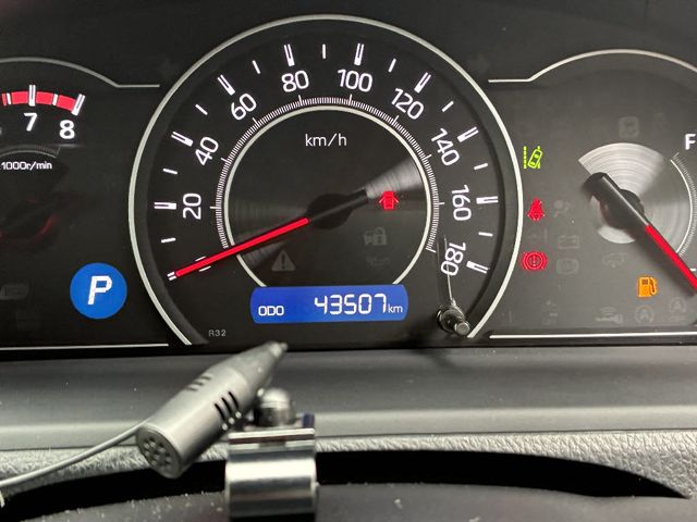 TOYOTA VOXY 2017 Image 31