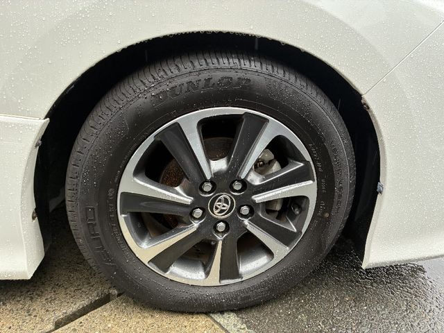 TOYOTA VOXY 2017 Image 31