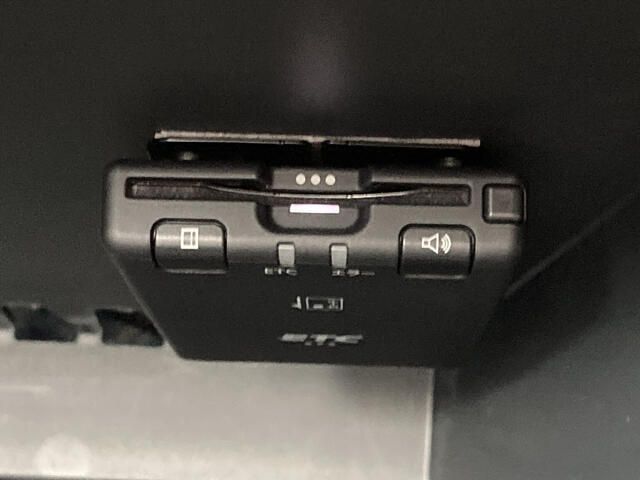 MITSUOKA VIEWT 2021 Image 31