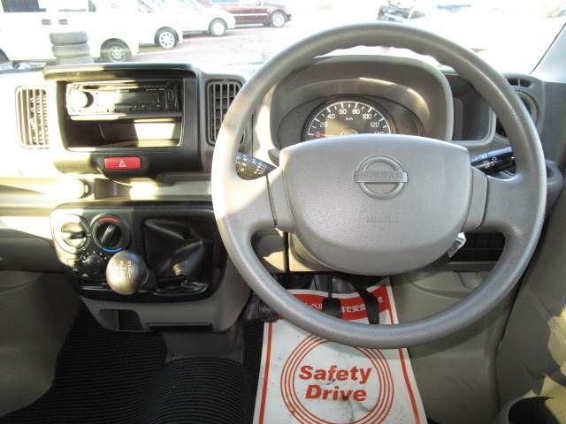 NISSAN NV100 CLIPPER 2017 Image 31