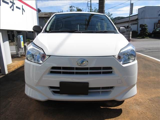 DAIHATSU MIRA E:S 2017 Image 31