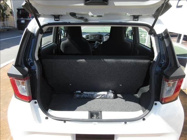 DAIHATSU MIRA E:S 2017 Image 31