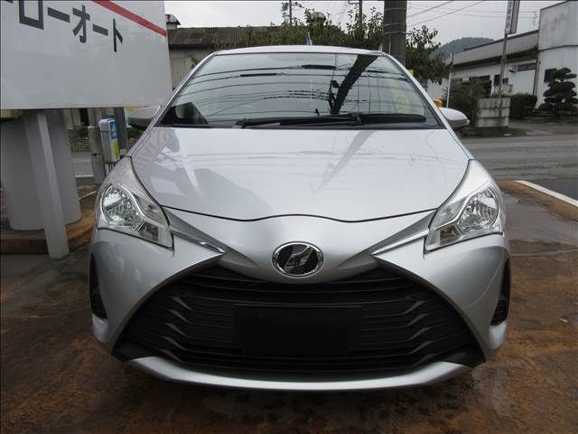 TOYOTA VITZ 2017 Image 31
