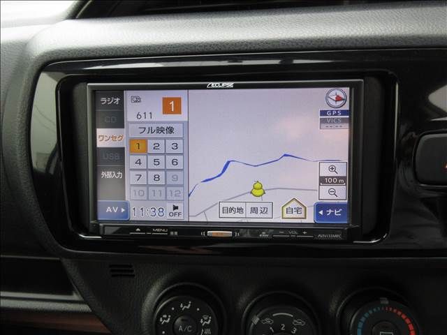 TOYOTA VITZ 2017 Image 31