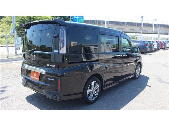 HONDA STEPWAGON E:HEV SPAD 2017 Image 31