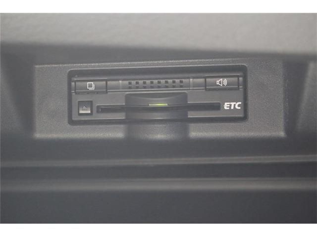 TOYOTA HARRIER HYBRID 2014 Image 31