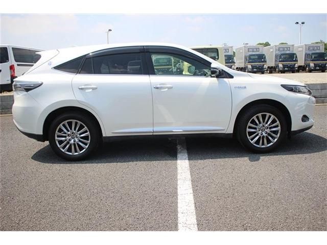 TOYOTA HARRIER HYBRID 2014 Image 31