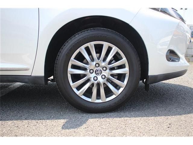 TOYOTA HARRIER HYBRID 2014 Image 31