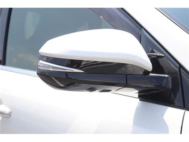 TOYOTA HARRIER HYBRID 2014 Image 31