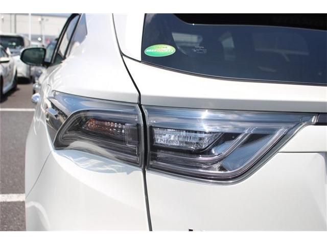 TOYOTA HARRIER HYBRID 2014 Image 31