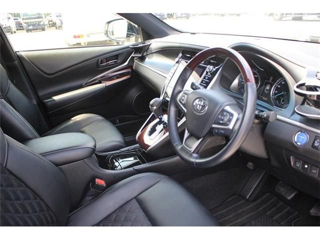 TOYOTA HARRIER HYBRID 2014 Image 31