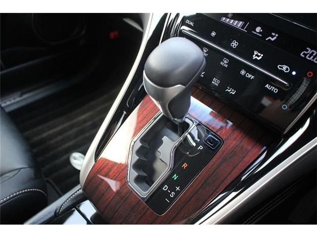 TOYOTA HARRIER HYBRID 2014 Image 31