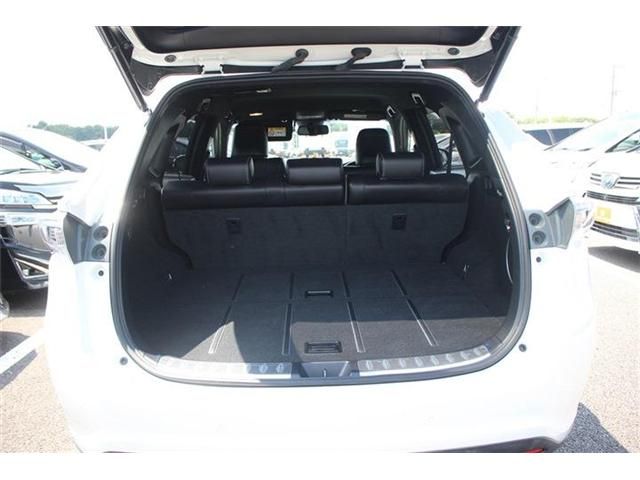 TOYOTA HARRIER HYBRID 2014 Image 31