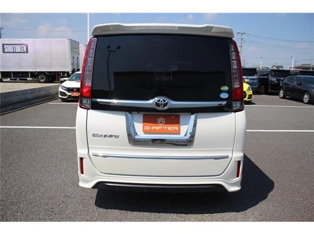 TOYOTA ESQUIRE 2015 Image 31