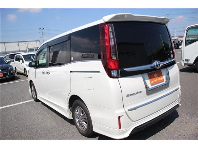 TOYOTA ESQUIRE 2015 Image 31