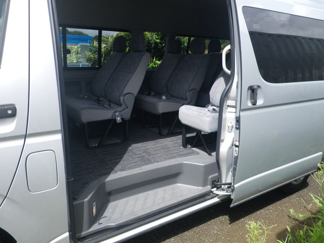 TOYOTA HIACE COMMUTER 4WD 2007 Image 31