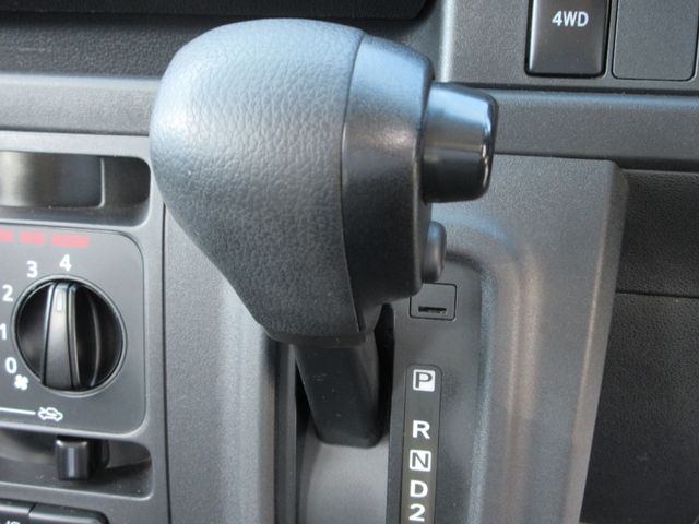 DAIHATSU HIJET CARGO 4WD 2021 Image 31