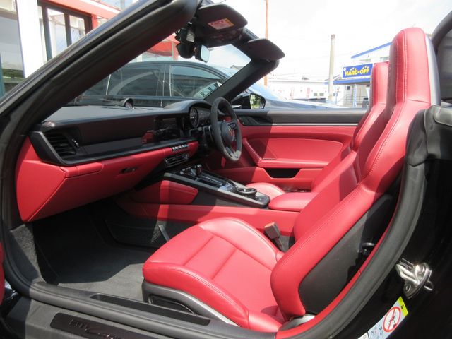 PORSCHE 911 OPEN 2022 Image 31