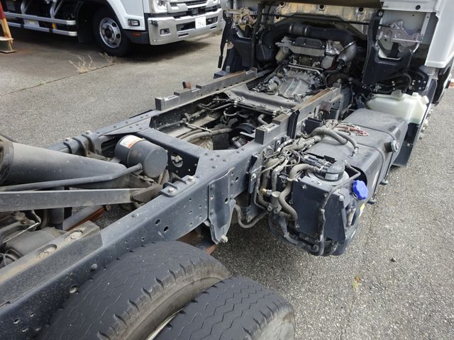 ISUZU ELF 2023 Image 31