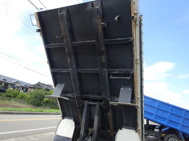 ISUZU ELF 2023 Image 31