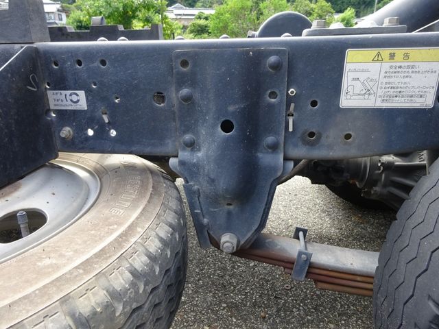 ISUZU ELF 2023 Image 31