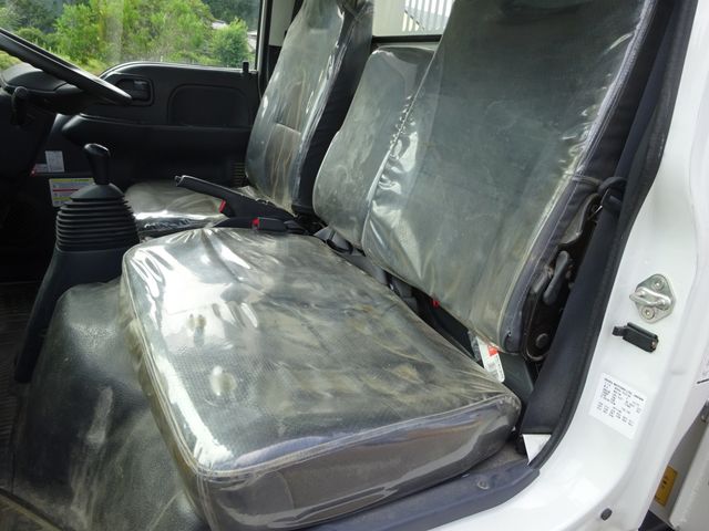 ISUZU ELF 2023 Image 31