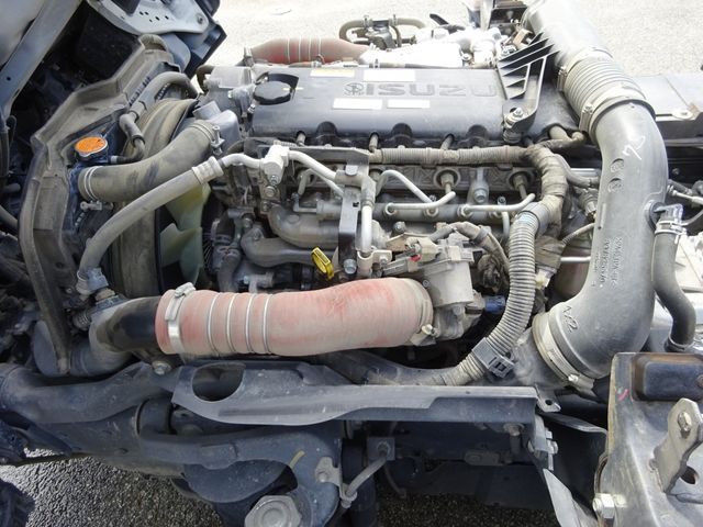 ISUZU ELF 2023 Image 31