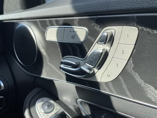 MERCEDES BENZ C CLAS 2018 Image 31