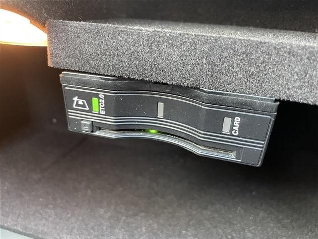 MERCEDES BENZ C CLAS 2018 Image 31