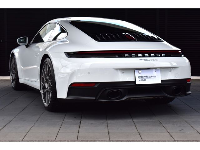 PORSCHE 911 2025 Image 31